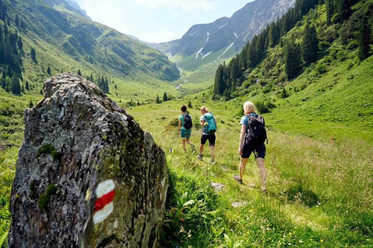 Verwall Apartment Arlberg - Mit Sauna, Balkon Und Skiraum Wald am Arlberg Buitenkant foto